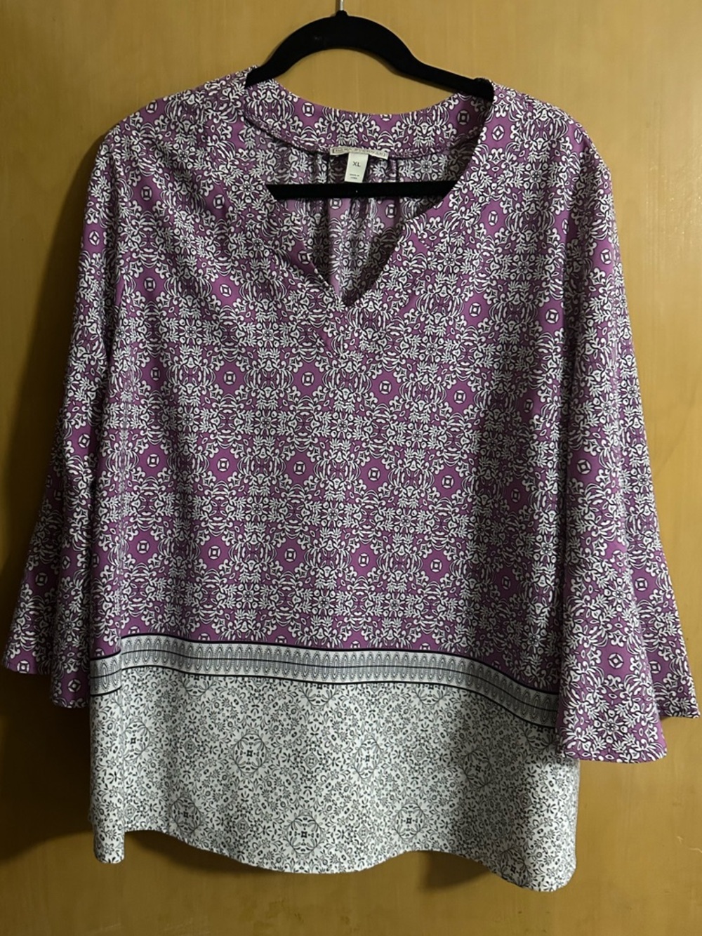 Dana Buchman Purple Printed Split V-Neck Tunic with Contrast Hem XL